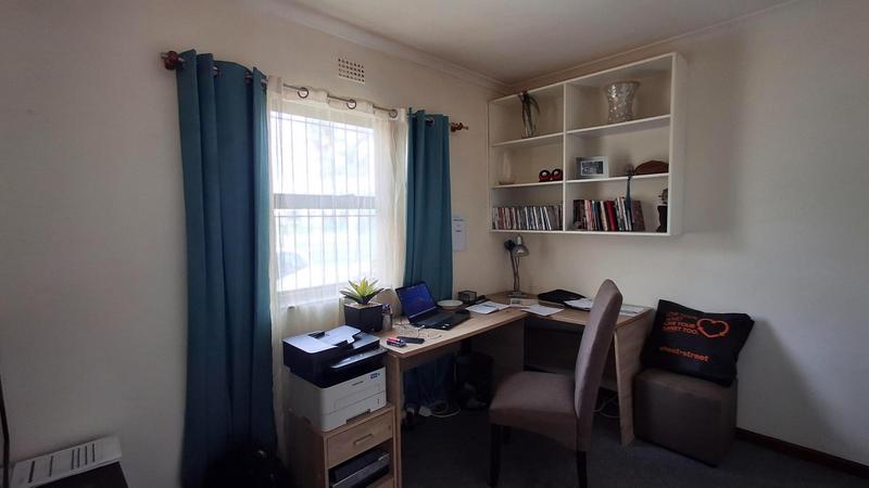 To Let 2 Bedroom Property for Rent in Silver Oaks Western Cape
